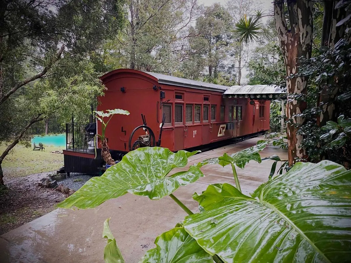 Mt Nebo Railway Carriage And Chalet Highvale Australia
