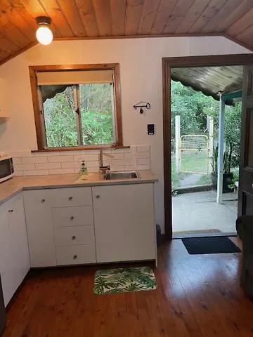 Guest house Mt Nebo Railway Carriage And Chalet Highvale Australia